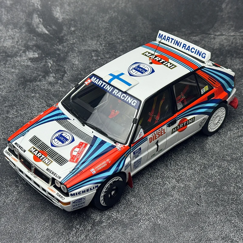 KYOSHO 1:18 Lancia Delta HF Martini painted car model Racing Metal Holiday gift collection static display pieces