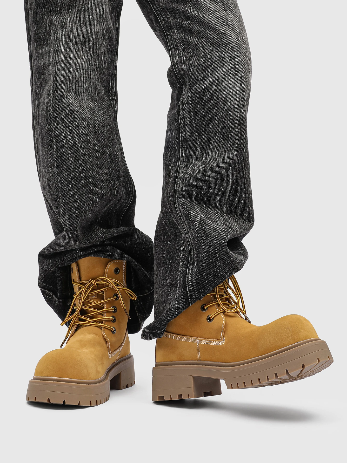 

Men's Retro American Sle Low-Top Yellow Boots Genuine Leather Outdoor Work Boots Comfortable Breathable round Toe