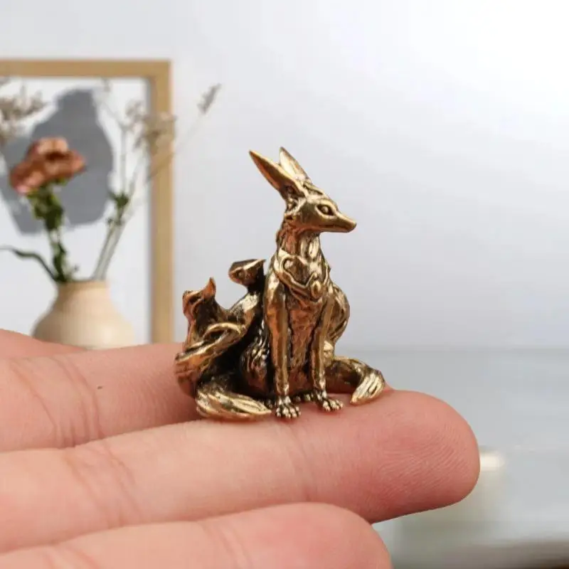 **1Pc Nine Tailed Fox Miniature Figurines Desk Ornament Brass Mythical Fox Statue Mini Copper Animal Sculpture Home Decor Crafts