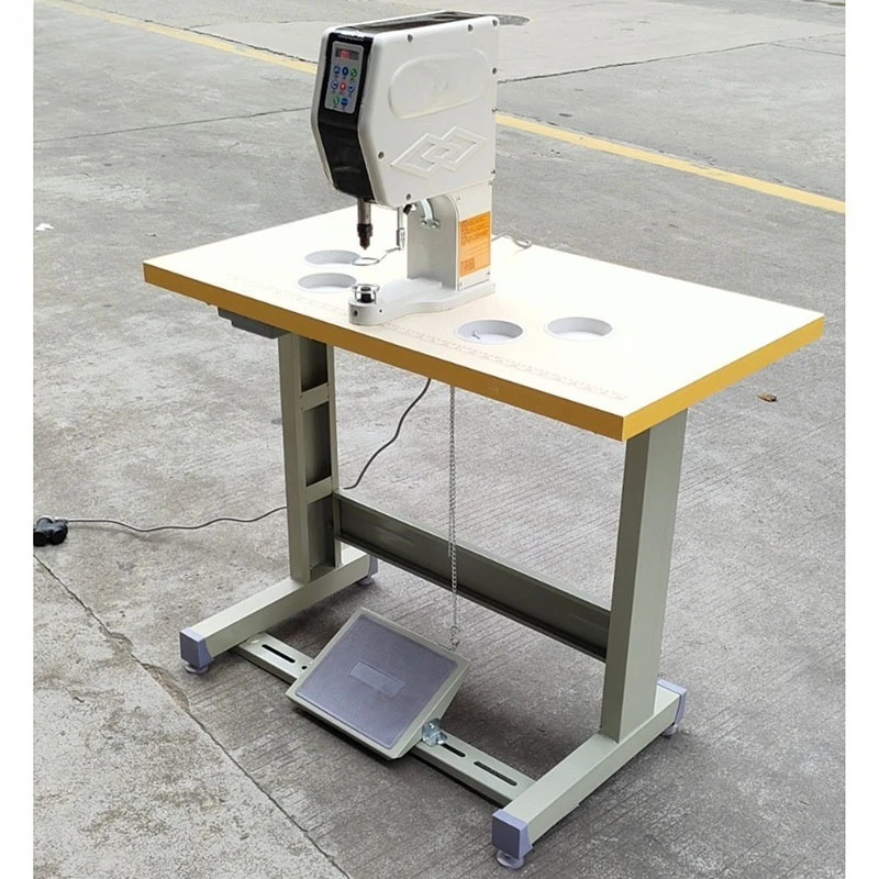 

machine Electric large white button Nail button machine Four-in-one button Corn eye gas eye punching round head