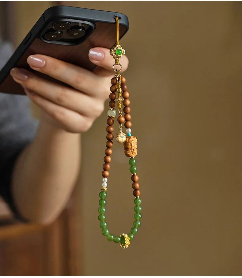 Exquisite bath spoon phone chain, agate and sandalwood phone pendant, lucky charm wrist strap, anti-loss accessory, Chinese styl