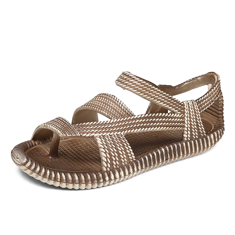 

Мужские дизайнерские сандалии на плоской подошве, новинка 2025, летние дышащие пляжные шлепанцы для прогулок, семейная уличная мужская обувь для отдыха, тапочки