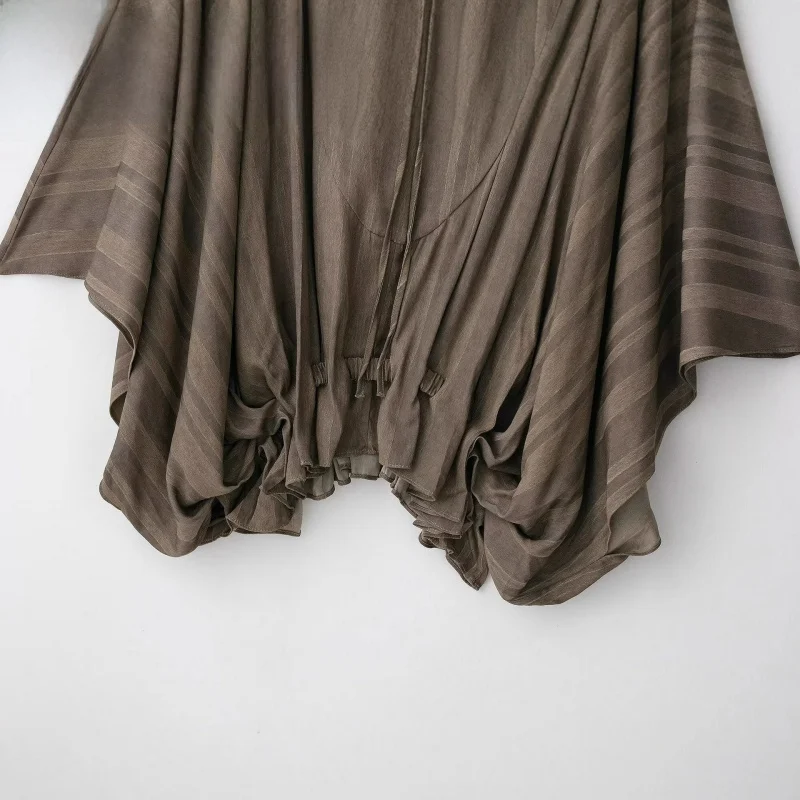 principios de otoño 2025, nueva Faion para mujer, sensación de gama alta, Top bordado esponjoso en capas, Ele Aosphere Batwing Sve irt