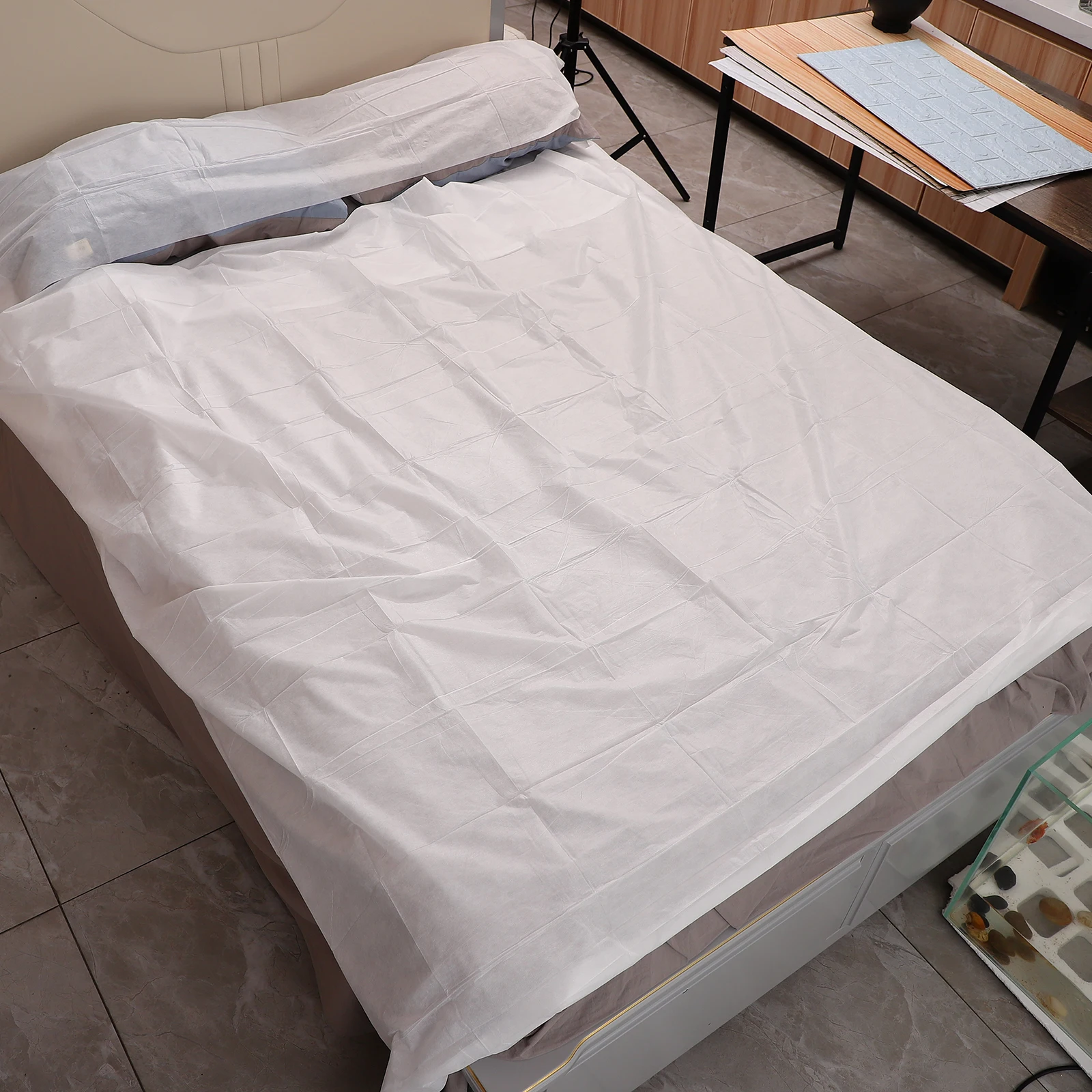 

1pc Disposable Sleeping Bag Travel Sheet Hotel Supplies Adult White Bedding NonWoven Fabric Practical Gift Camping Hiking