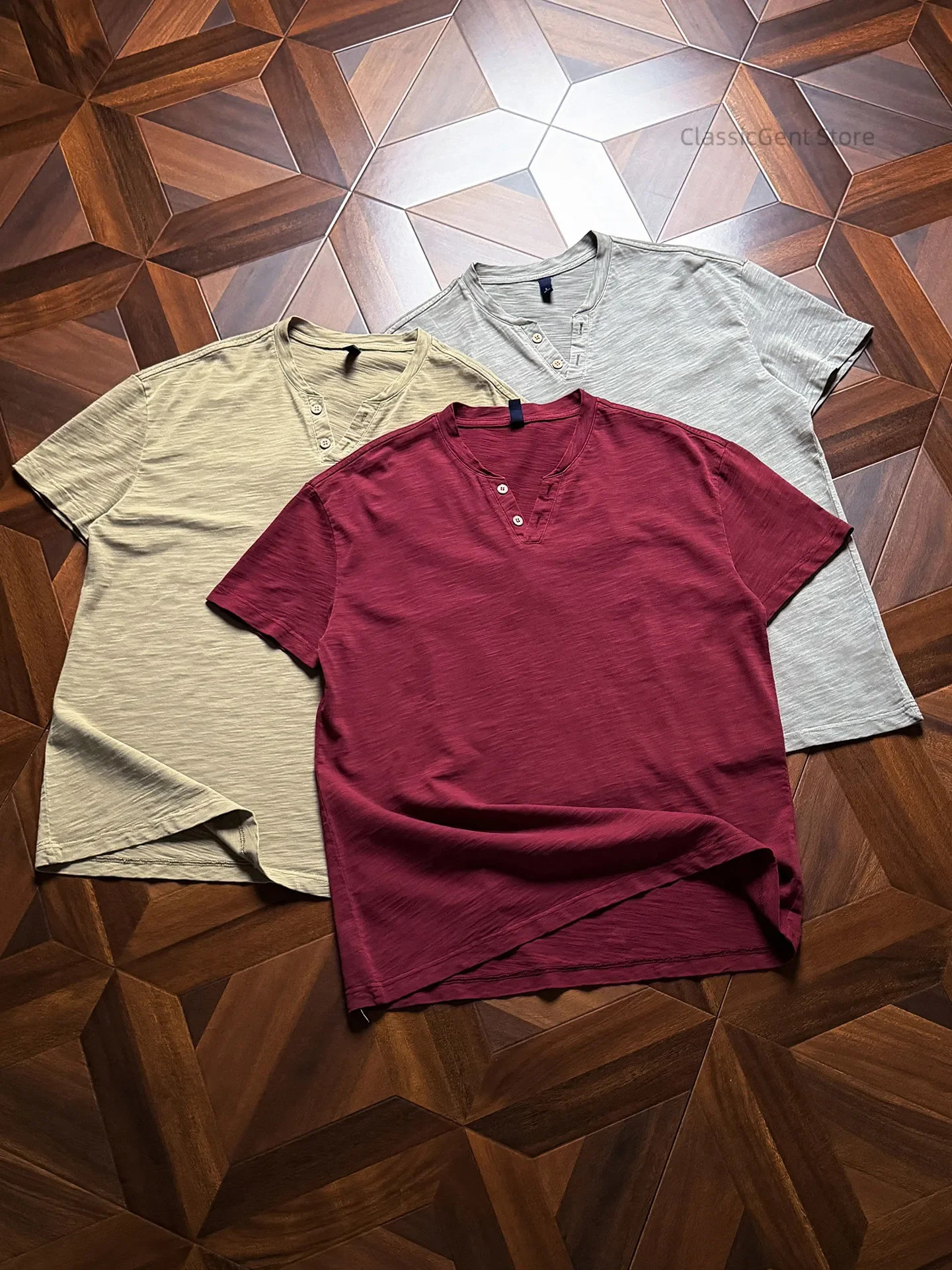

Customized 9.5OZ pure cotton bamboo fabric Henley neckline short-sleeved POLO shirt
