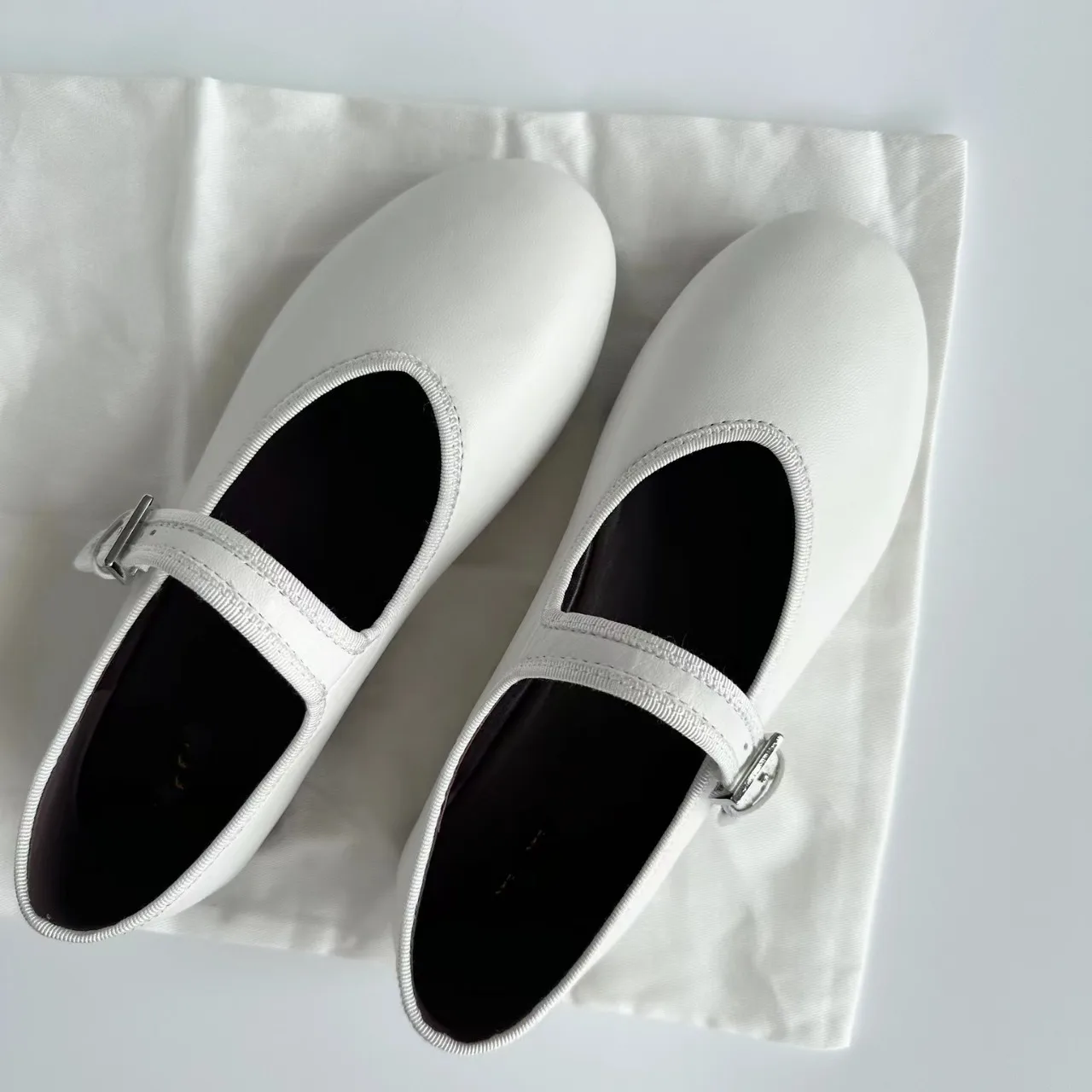 2024 Summer New Brand Women Flats Fashion Square Toe Shallow Mary Jane Shoes Soft Casual Ballet Shoes Slingback Shoes Black