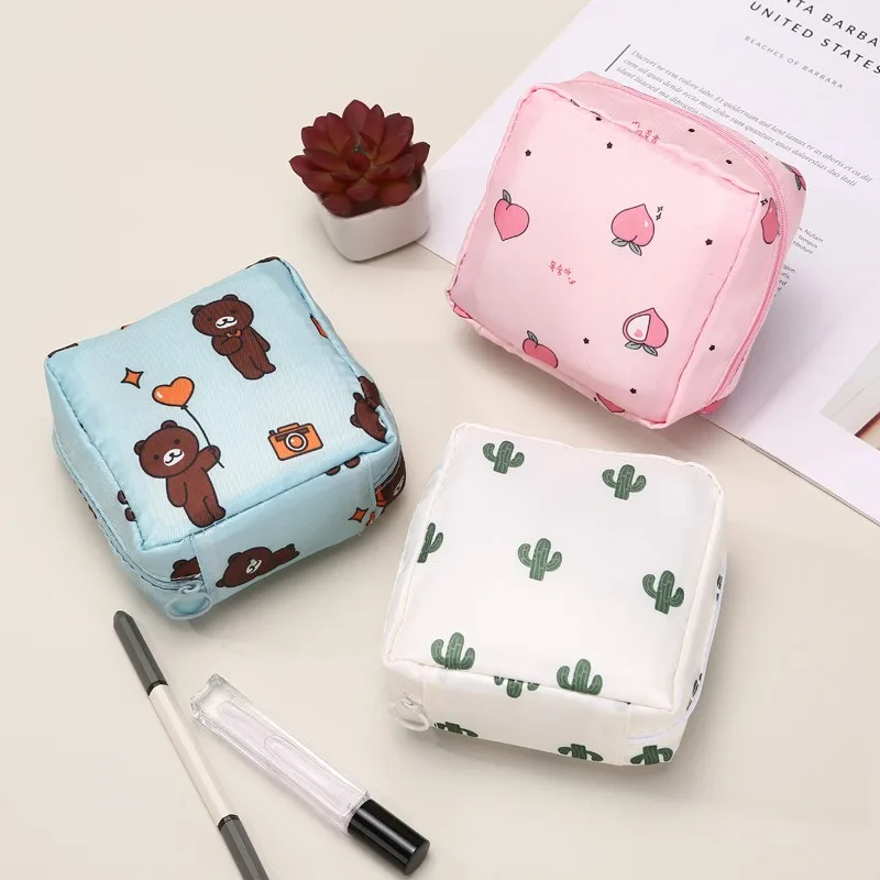 Feminine Sanitary Napkin Storage Bags Reusable Tampon Organizer Pouch Travel School Pad Pouch Cute Cartoon Cosmetics Storage Box