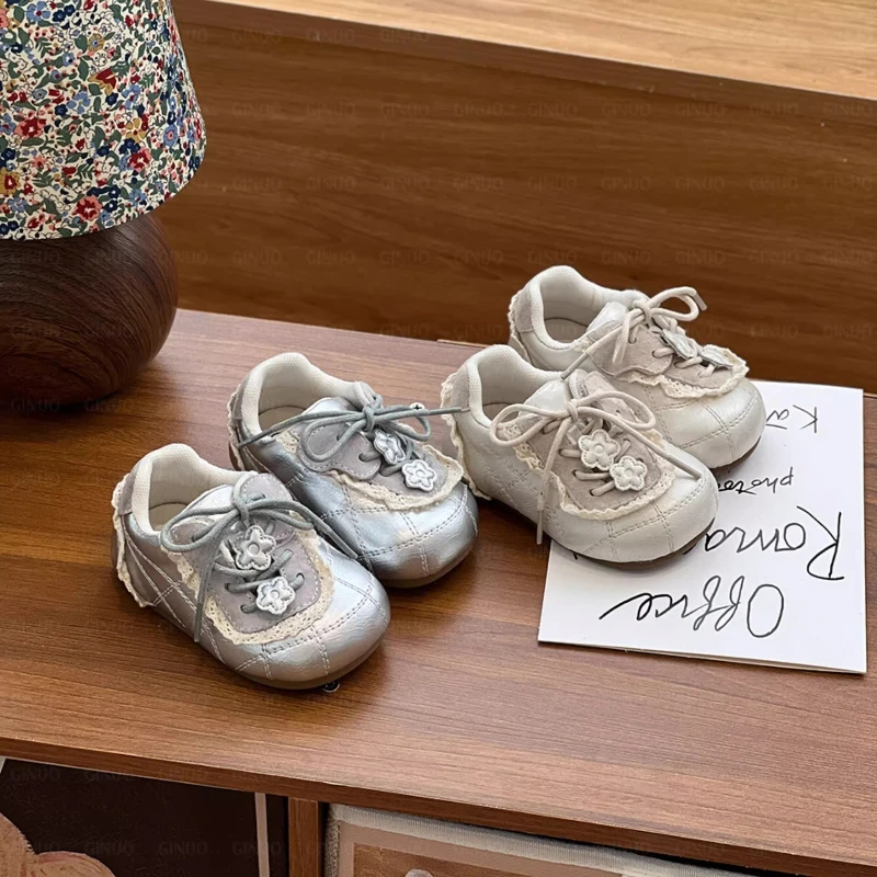 

Fashion Baby Shoes 2025 Autumn New Kids Sneakers Simple Girls Flower Casual Shoe Soft Bottom Anti Slip Child Training Shoes