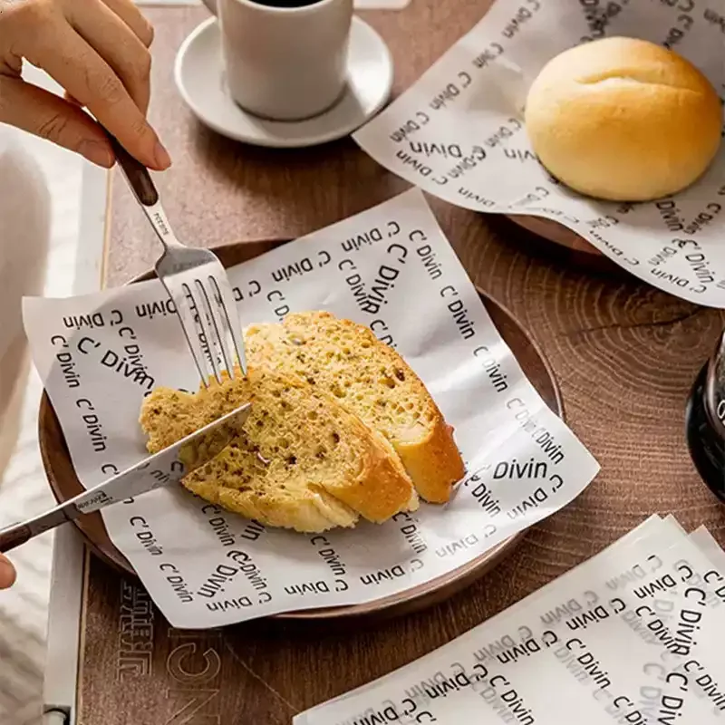 Ins Style French Oil Proof Paper, Oil Absorbing Paper, Baking Desserts, Hamburgers, Cake Packaging Paper 18 * 18cm 50 Sheets