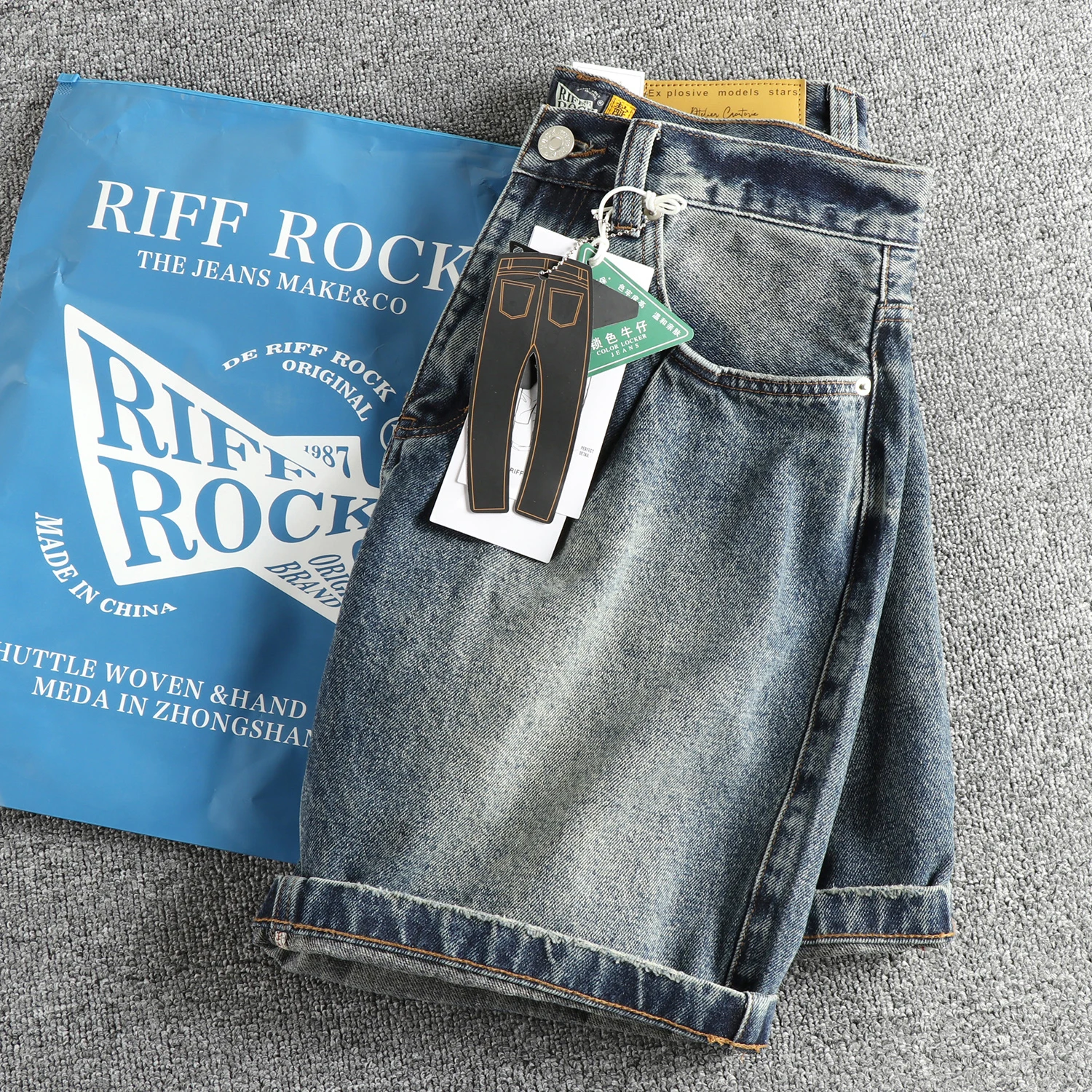 วินเทจยีสต์สีน้ําเงินล้างพื้นเพื่อทํากางเกงขาสั้นผ้ายีนส์เก่าผู้ชายฤดูร้อนแนวโน้มอเมริกันกางเกงขาสั้นหลวมสําหรับเยาวชน