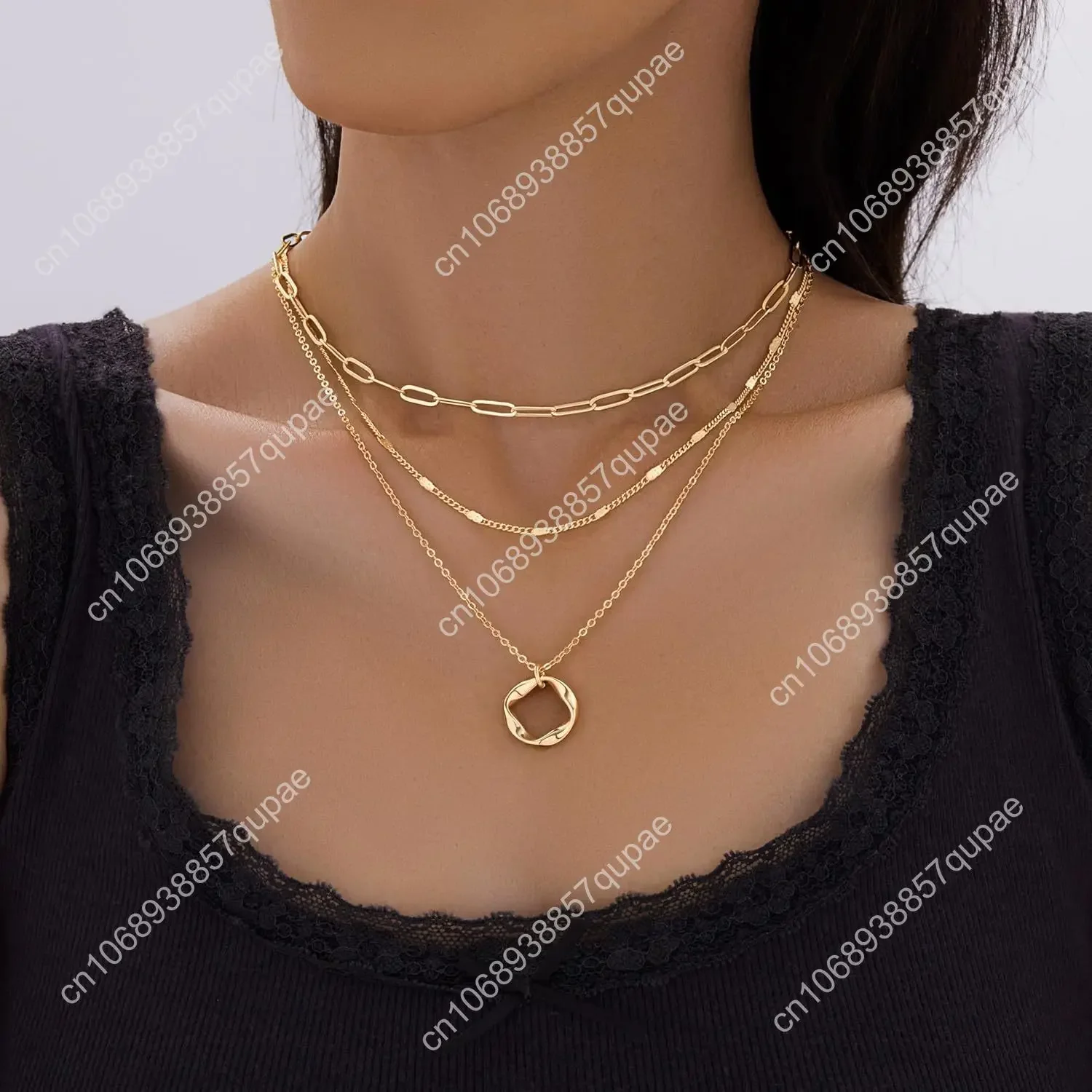 Collane in oro a strati Collana girocollo con pendente a catena con graffetta circolare alla moda placcata in oro 14 carati delicata impilabile da donna