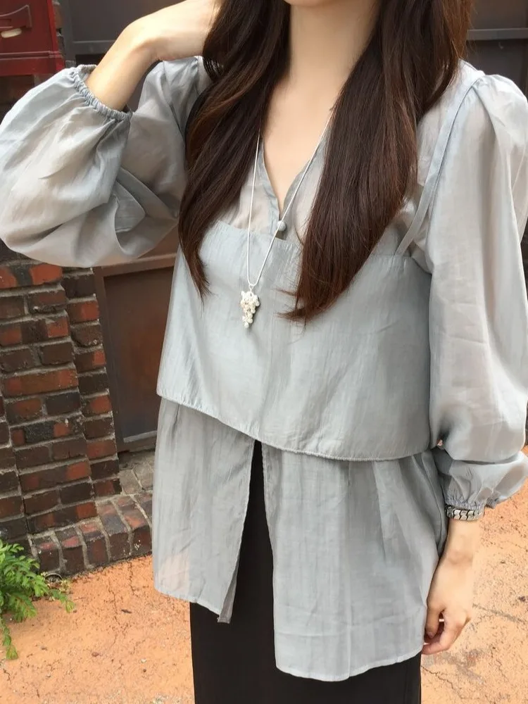 

Корейский стиль: Новинка весны – комплект из двух предметов с рукавами-фонариками и защитой от солнца, с поясом, модный женский костюм