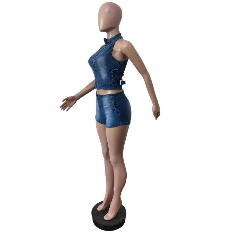 Set Dua Potong Musim Panas 2025 Wanita Denim Melar Modis Baru. Atasan Tanpa Lengan Kerah Tegak Ritsleting Slim-fit + Celana Pendek Ketat