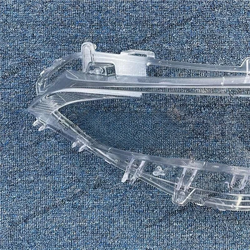 Suitable for Toyota Willanda Large Lamp Shade 20-21 Willanda Headlight Transparent Lamp Shade, Lamp Case, Face Mask