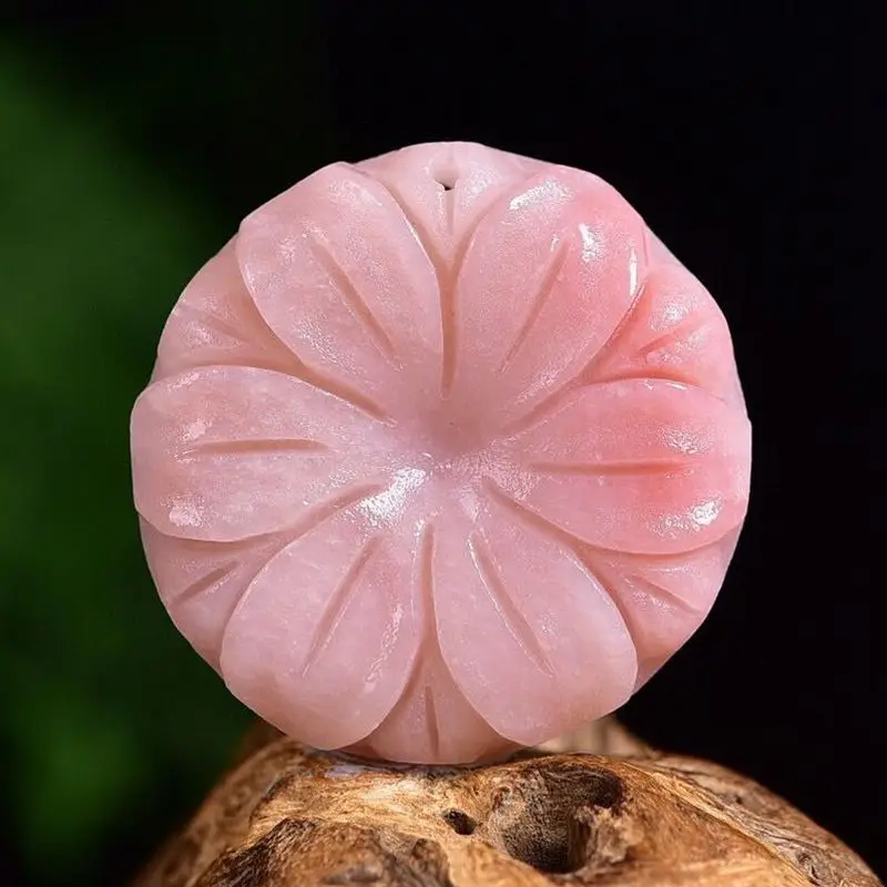 

Natural Pink Agate Hand -carved Life Flower Jade Pendant Fashion Boutique Jewelry Men's and Women's Loan Chain Gift