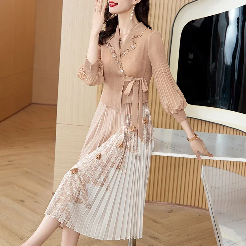 

2024 Autumn Arrival Chic Pleated Mid-Length Dress Miyake Stylish Young Moms Embodying Grace Slimming Design Tender Elegance