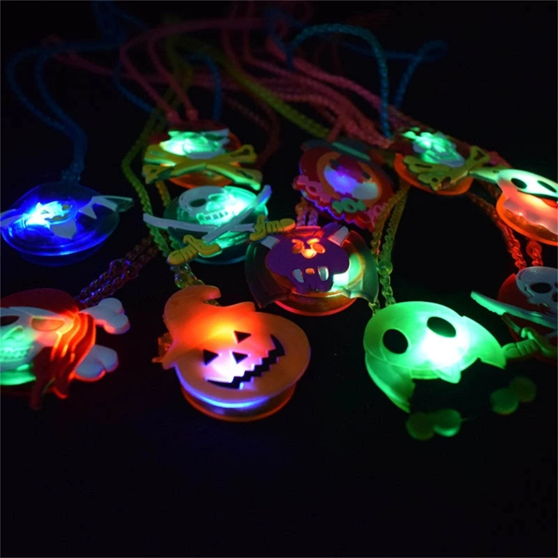 12 pezzi collana zucca Halloween collane lampeggianti ciondolo a LED luminoso decorazioni per feste Halloween bambini