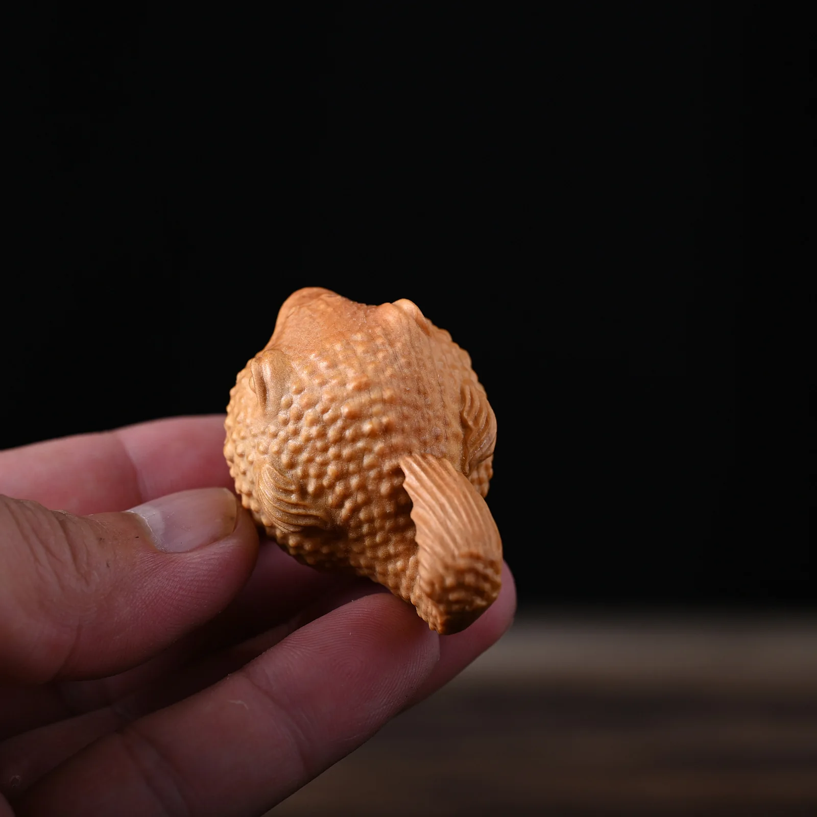 Cypress Wood Angry Pufferfish Wood Carving Hand Play Toy Cartoon Pet Creative Home Decor Car Hanging Ornament Craft Gift