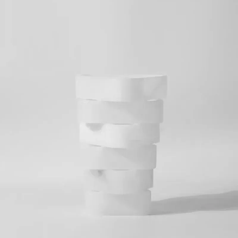 Современная светлая роскошная высококачественная мраморная ваза, украшение, модель комнаты, офис продаж, ресторан отеля B & B