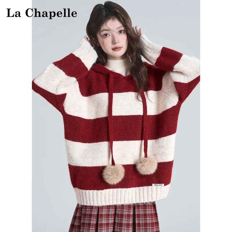 

Женские пуловеры для шелковых юбок: элегантные свитера глубоких насыщенных цветов — изумрудно-зеленый, королевский синий, рубиново-красный, аметистово-фиолетовый.