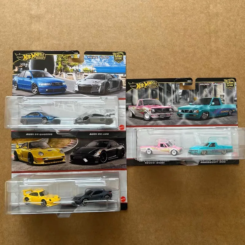 

Набор из двух машинок Hot Wheels: Porsche, Nissan, Audi, RX7. Коллекционные игрушки с металлическим дном и резиновыми шинами. Подарки для фанатов.