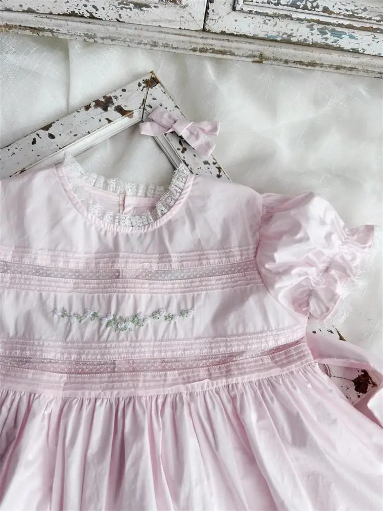 2024 New Handmade Flowers Embroidered Girls Dress Lace Sweet Smocking Dresses A-Line Short Sleeves Children Girl Elegant Frocks