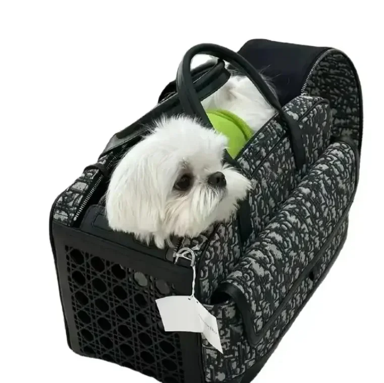 Easy Portable Bag Cat Travel Carrier Bag Fashion Pet Luxury Carry Bag Manufacturer