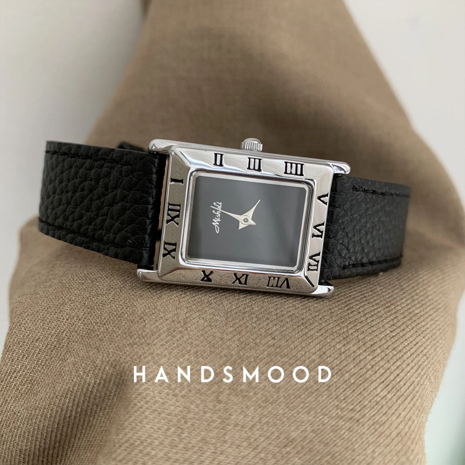 

Elegant women's wristwatch, retro design, square leather, fashionable and versatile stainless steel women's watch.