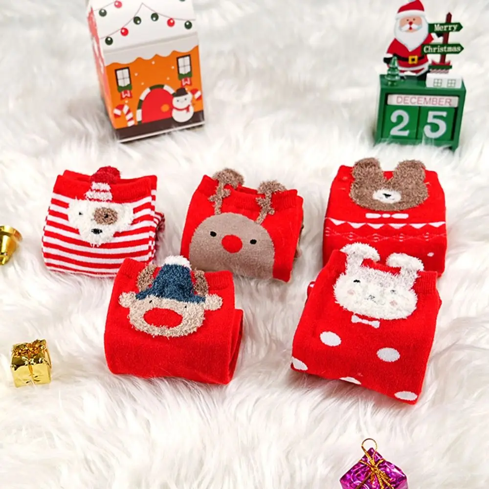 

5Pairs Fashion Cartoon Christmas Stockings Rabbit Elk Dot Mid-Calf Socks Soft Non Slip Elk Tube Socks Autumn Winter