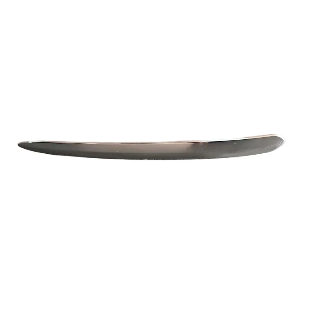 For Car Exterior Decoration Front Right Handle Strip Heat-resistant ABS Material Anti-aging Plastic Strip For BMW 5 Series G30