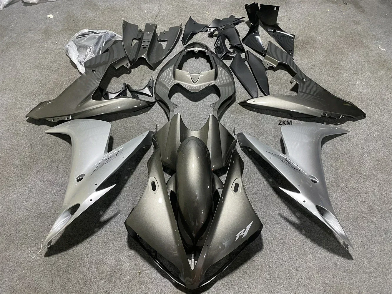 

Motorcycle Fairing Set Body Kit Plastic For Yamaha R1 YZFR1 YZF1000 2004 2005 2006 Accessories Injection Bodywork silvery