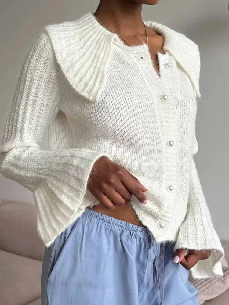 

BKQU Autumn Doll Collar Knitted Cardigan Women's Casual Solid Flared Long Sleeve Button Sweater Female Y2k Cropped Coat 2025 New