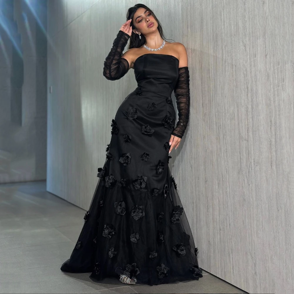 

Customized Black Simple Flower Appliques Strapless Satin Evening Dresses A-line Sexy Backless Floor Length Pageant Prom Gowns