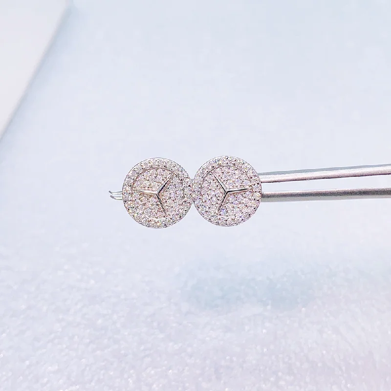 Spring New Hot sale S925 Silver inlay moissanite European and American personalized trendy classic ear studs earrings