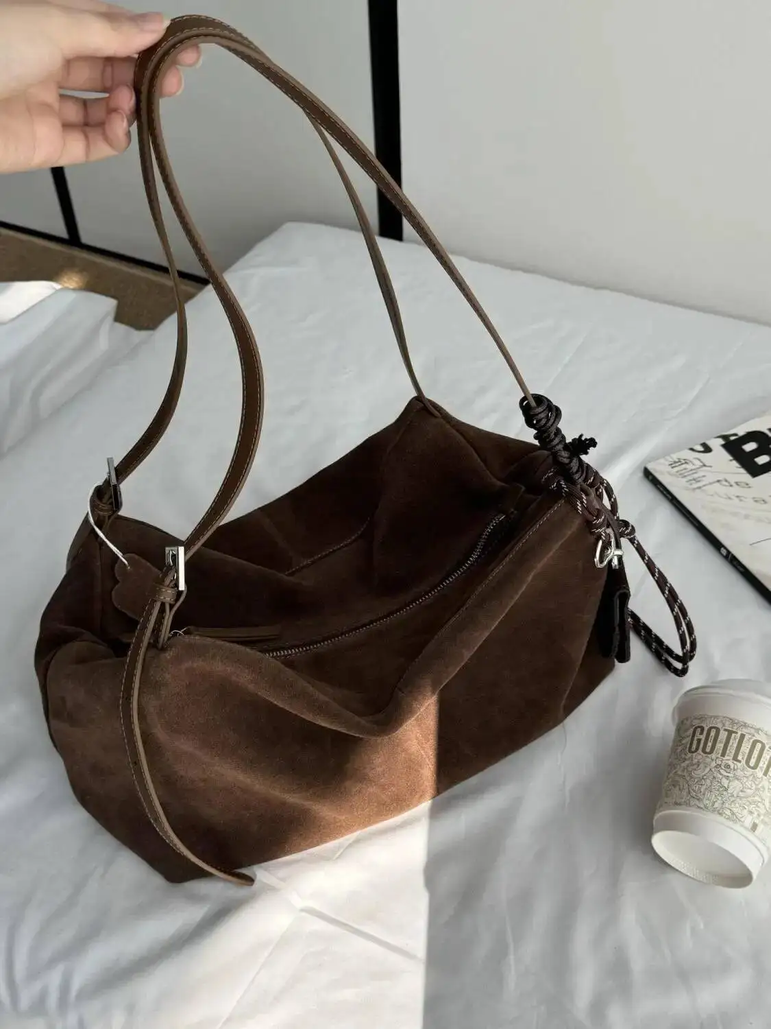 Bloom Vintage Large Capacity Tote Bag Women Retro Suede Casual Shoulder Bags Ladies Versatile Frosted Handbag Purse 2025 New