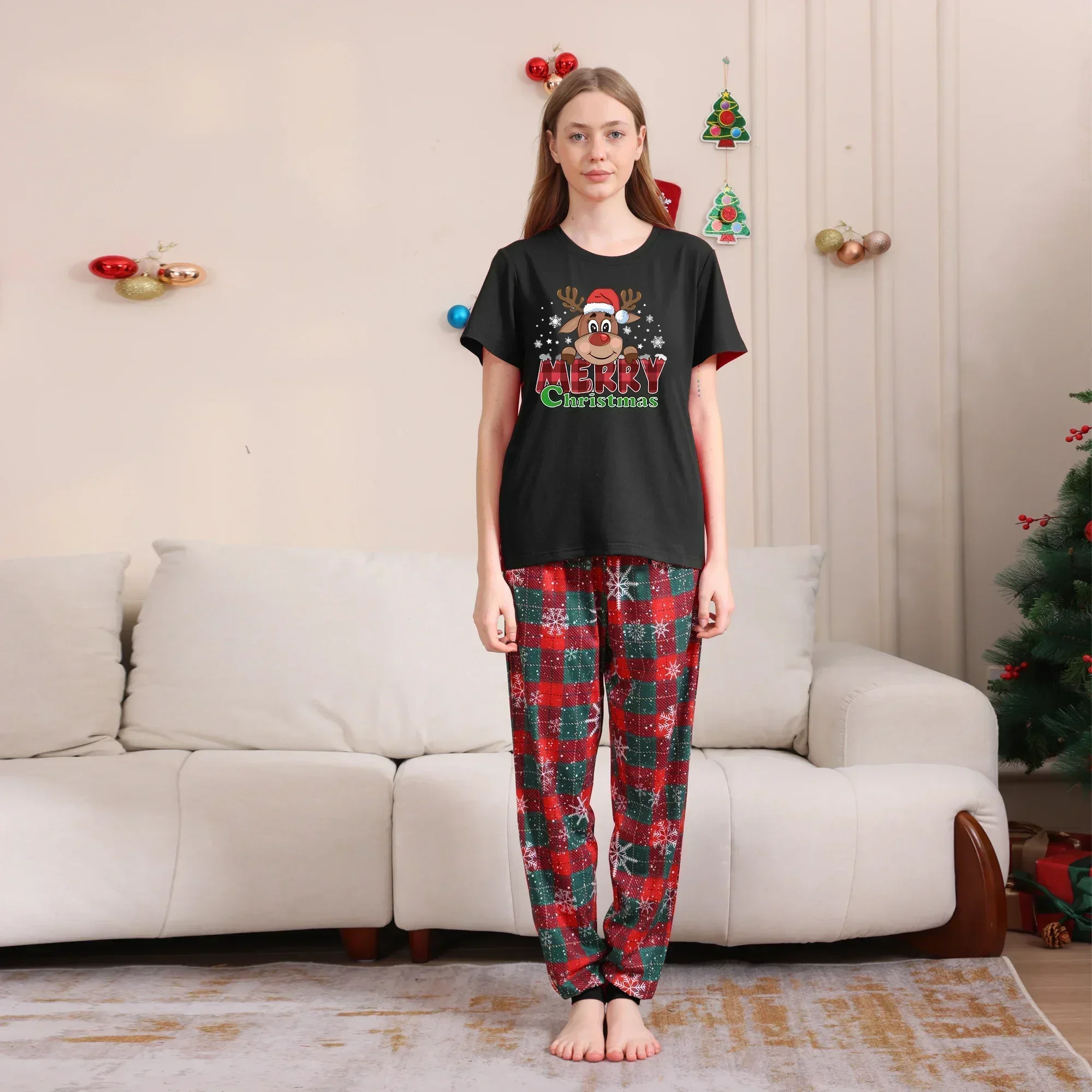 Merry Christmas Print Family Matching Pajamas Set Short Sleeve Top+Trousers Home Wear Mother Father Kids 2 Pieces Suit Xmas Look