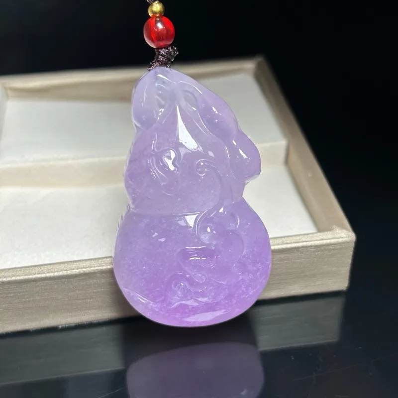 

Изысканное универсальное ожерелье с маленьким кулоном в форме тыквы в этническом стиле, цвет High Ice Purple