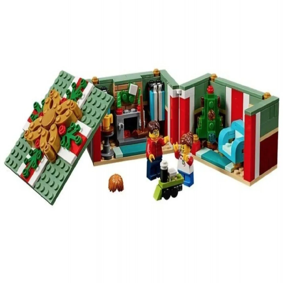 LEGO 40292 Buildable Holiday Present 2018 Store Limited Edition for Kids Boys Girls Ages 7+ Birthday Christmas Gift (301Pieces)