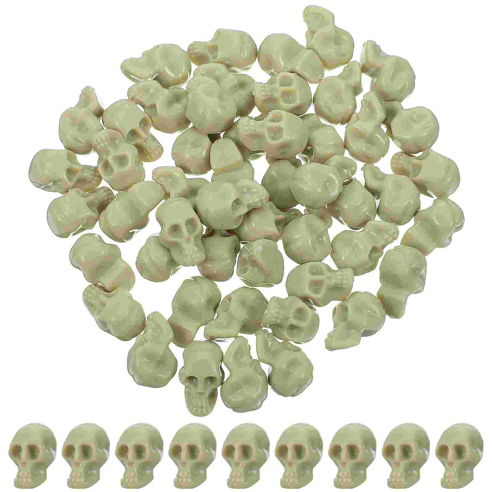 50 Pcs naments Mini Plastic Halloween Toys Skull Figurines for Home Party Miniature Skull Figurines Bar Nightclub Decor