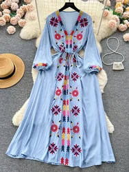 Women Spring Summer Vestidos French Sweet Embroidered V-Neck Drawstring Waist Wrap Retro Ethnic Style Fake Big Swing Dress D5823