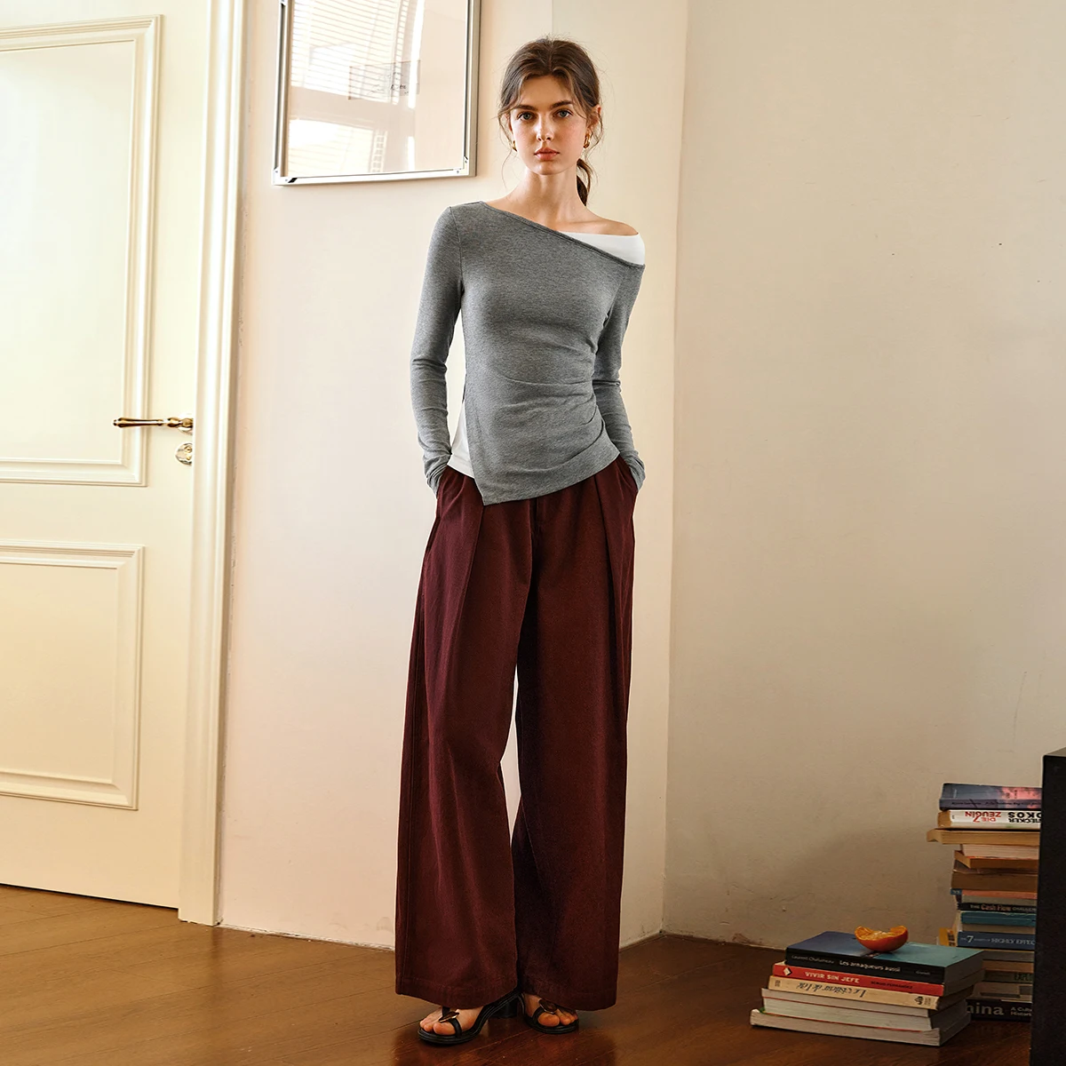 

OLrain 2025 осенняя женская футболка, новая косая воротник, футболки из двух предметов, дизайн с длинными рукавами, женская одежда N57CT96811