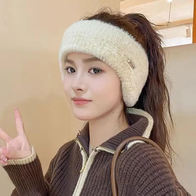 gorro-feminino-de-inverno-com-forro-chapeu-para-clima-frio-design-de-fase-da-lua-aba-larga-nao-ajustavel-ex-medio-fino