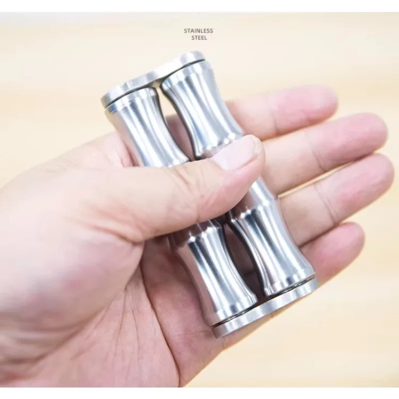 Stainless steel decompression massage handle piece bamboo joint hand roll exercises the finger joints and relaxes the muscles