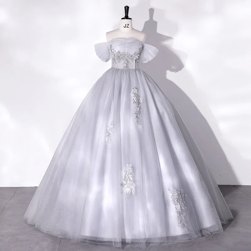 

Light Grey Ball Gown Women Quinceanera Dresses Tulle Appliques Prom Birthday Party Gowns robes de soirée