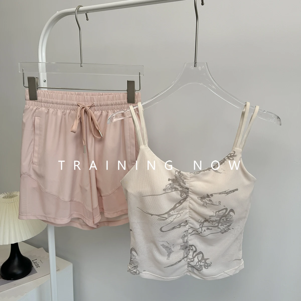 yoga-fitness-suit-for-women-in-summer-high-end-professional-outdoor-morning-jogging-suit-pilates-exercise-quick-drying-clothes