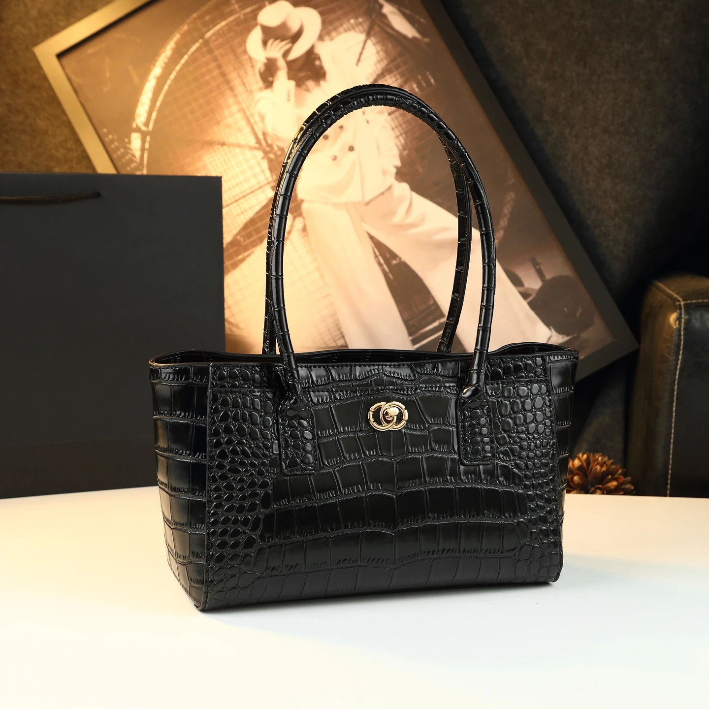 Crocodile Pattern Large Capacity Single Shoulder Bag 2026 New Fashion Genuine Leather Handbag Commute Simple Underarm Bag for...