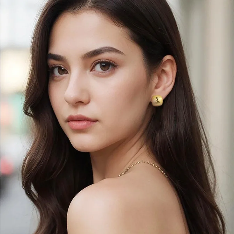 الفرنسية الرجعية مربع نحى الأقراط المعدنية الخفيفة الفاخرة الراقية الأقراط شخصية المتخصصة تصميم الأقراط الرياح الباردة #2