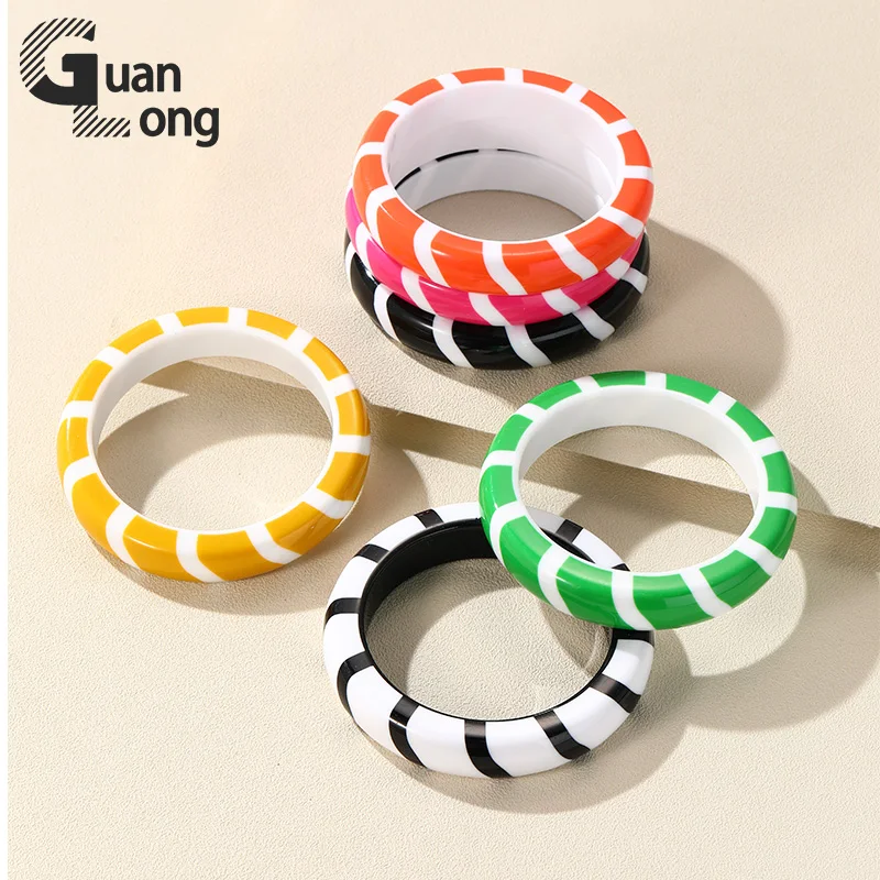 GuanLong Korean Big Thick Resin Acrylic Geometric Bangles for Women Multicolor Charm Punk Bracelet & Bangle For Girls Hand Gifts