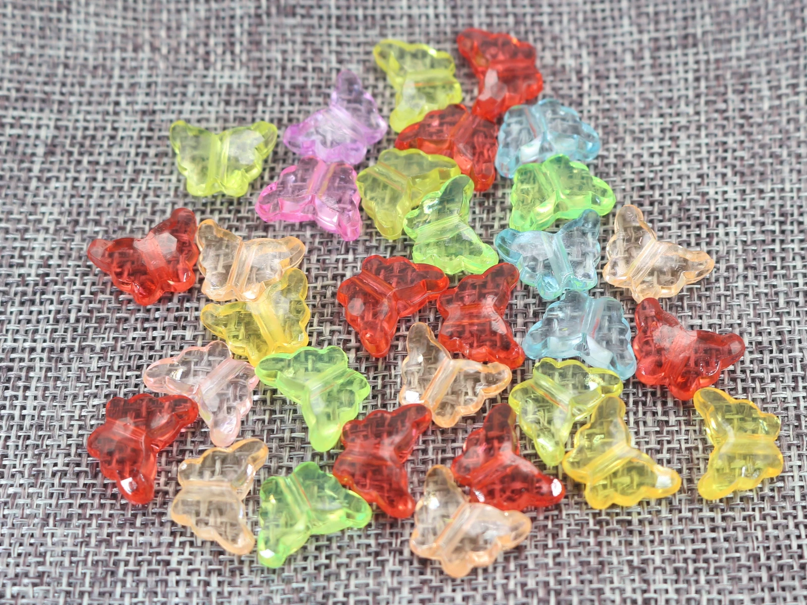 100 Mixed Colour Transparent Acrylic Faceted Butterfly Charm Beads 16X12mm