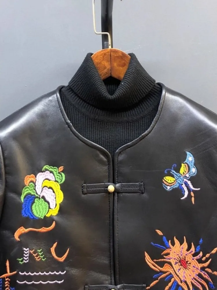 Neue Chinesische Stil Weiblichen Echten Leder Jacke Oansatz Stickerei Tasten Echt Schaffell Frühling Herbst Lose Fit Oberbekleidung Mantel